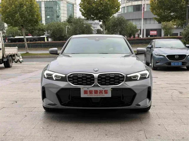 BMW 3 Series — Фото автомобиля 2