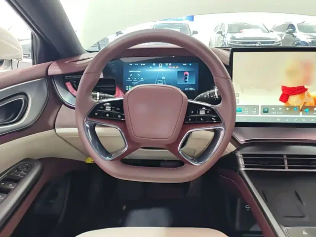 BYD Seal 07 DM-i — Фото автомобиля 10