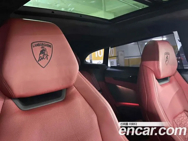 Lamborghini Urus — Фото автомобиля 16