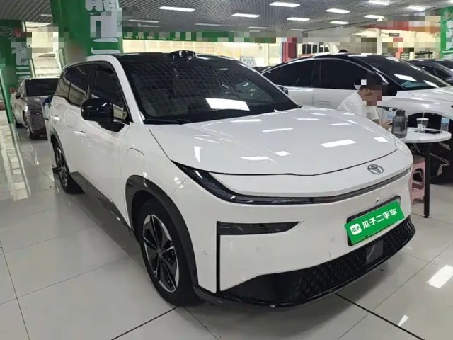 Toyota BoZhi 3X — Фото автомобиля 3
