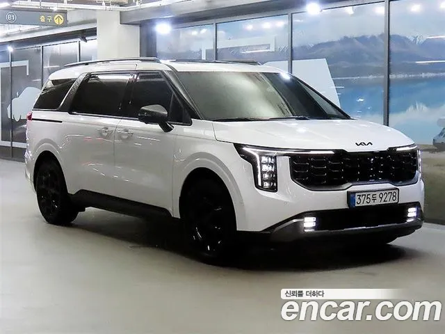 Фотография автомобиля — Kia Carnival Generation 4