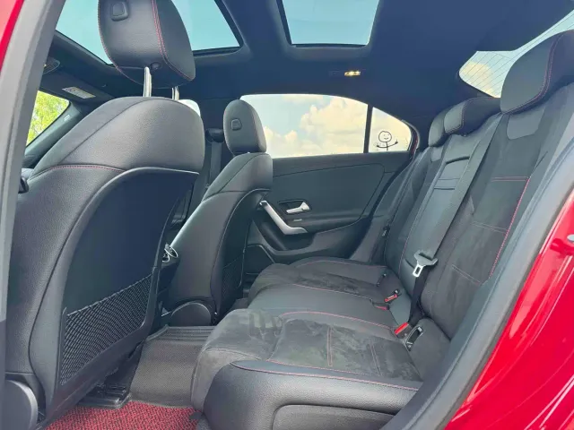 Mercedes-Benz A-Class — Фото автомобиля 5