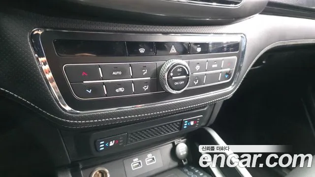 KG_Mobility_Ssangyong Rexton Новый Rexton Sport Khan Дизель 2.2 4WD — Фото автомобиля 17