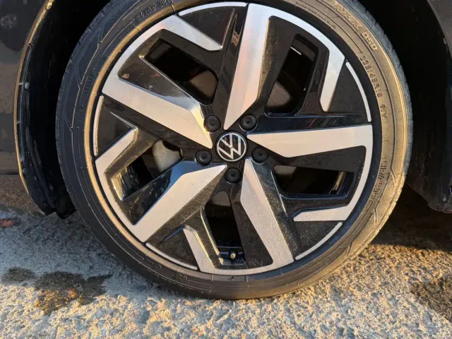 Volkswagen Lamando — Фото автомобиля 9