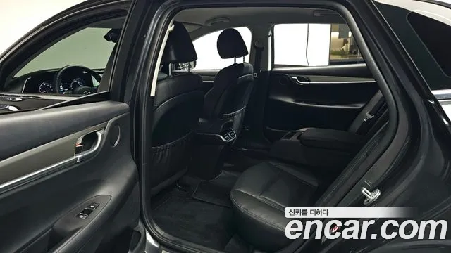 Hyundai Grandeur Новый Grandeur IG — Фото автомобиля 12