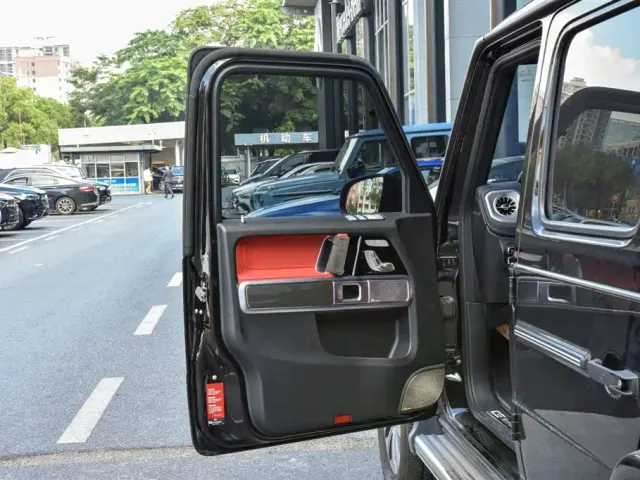 Mercedes-Benz G-Class — Фото автомобиля 10