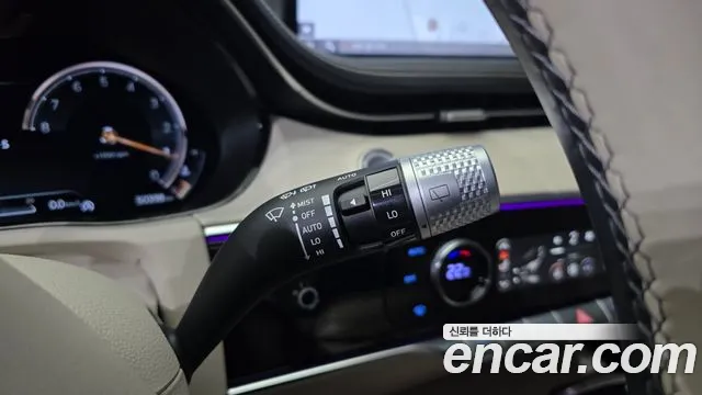 Genesis GV70 — Фото автомобиля 23
