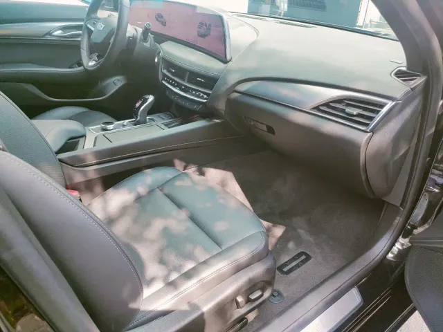 Cadillac CT5 — Фото автомобиля 26