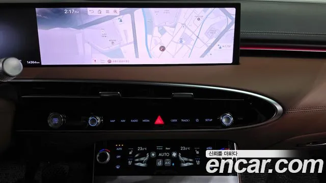 Genesis GV70 — Фото автомобиля 18