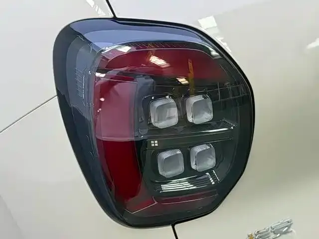 GAC Aion UT — Фото автомобиля 11