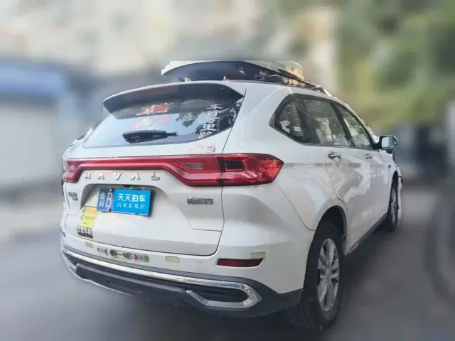 Haval M6 — Фото автомобиля 2