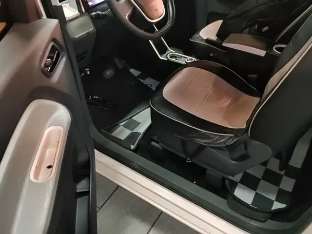 Wuling Hongguang Mini EV — Фото автомобиля 15