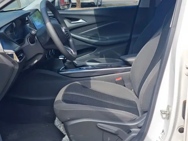 Buick Verano — Фото автомобиля 14