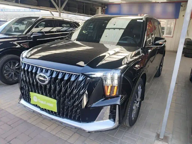 Фотография автомобиля — GAC Trumpchi GS8