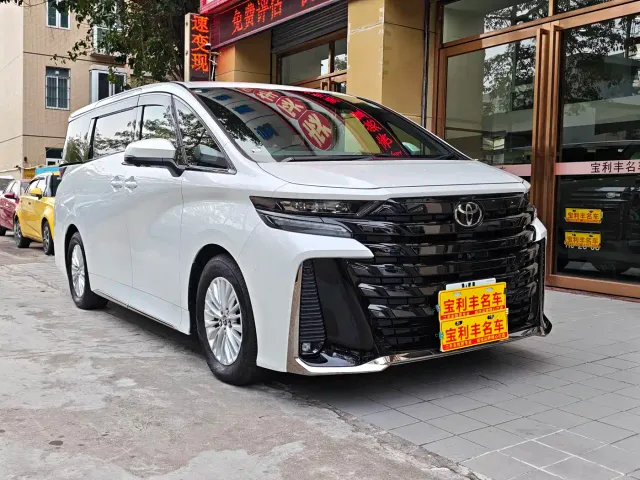 Toyota Vellfire — Фото автомобиля 3