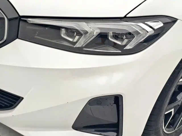 BMW i3 — Фото автомобиля 3