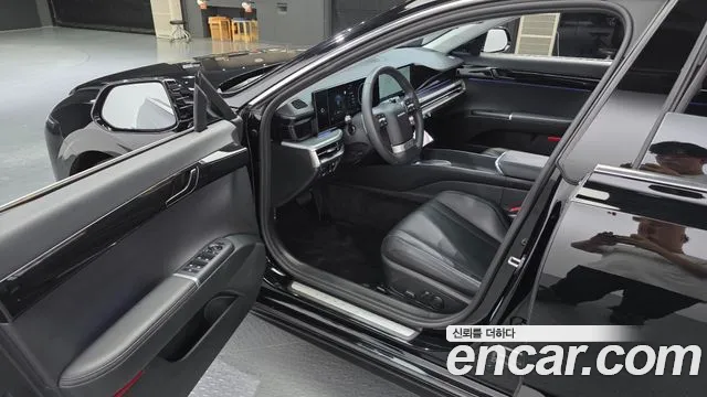 Hyundai Grandeur Grandeur (GN7) 2.5 Бензин 2WD — Фото автомобиля 9