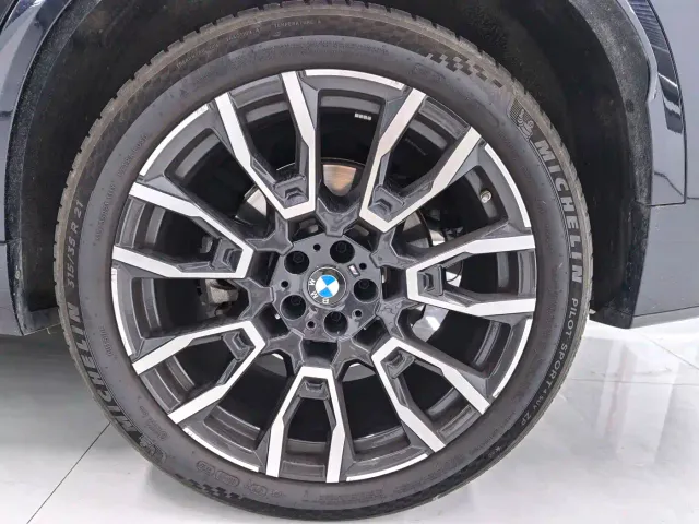 BMW X5 — Фото автомобиля 23