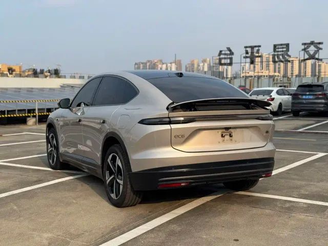 Nio EC6 — Фото автомобиля 5