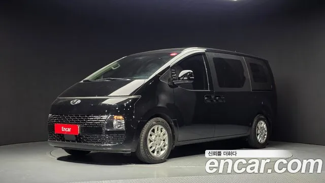 Фотография автомобиля — Hyundai Staria