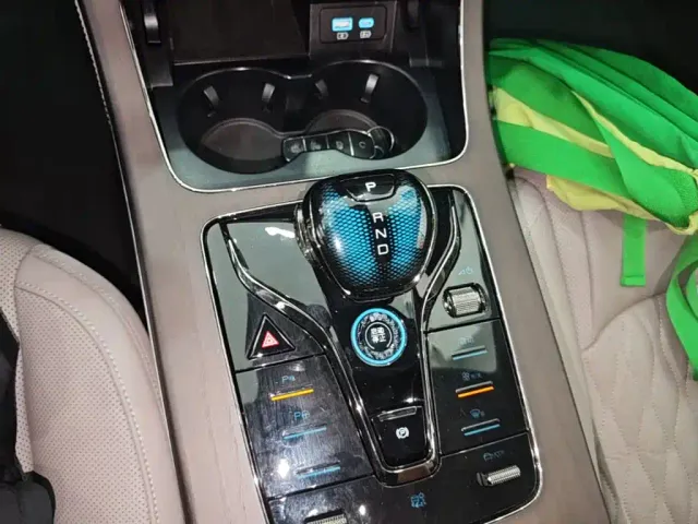 BYD Han — Фото автомобиля 13