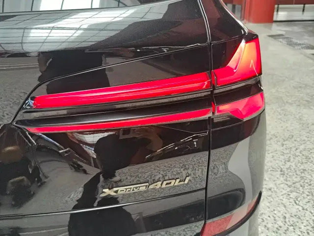BMW X5 — Фото автомобиля 12