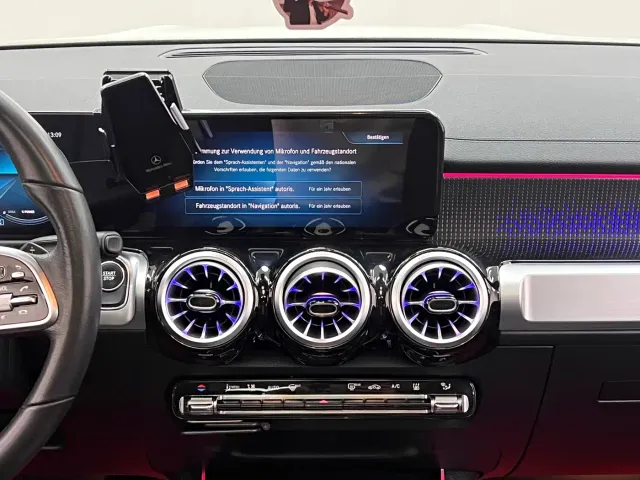 Mercedes-Benz EQB — Фото автомобиля 24