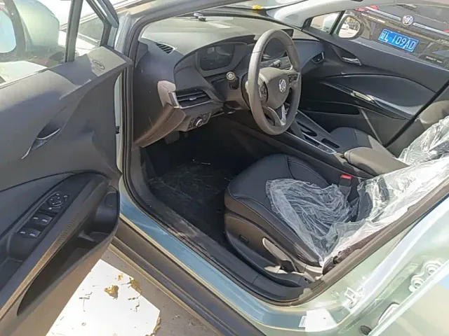 Buick Velite 6 — Фото автомобиля 15