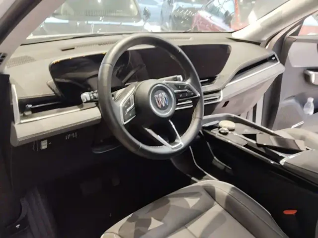 Buick E5 — Фото автомобиля 9