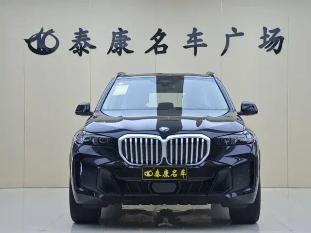 BMW X5 — Фото автомобиля 2