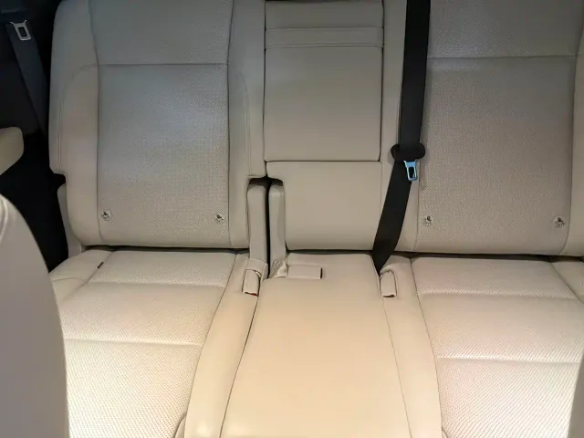 Li Auto MEGA — Фото автомобиля 14
