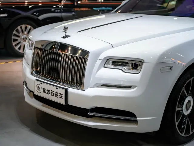 Rolls-Royce Wraith — Фото автомобиля 5