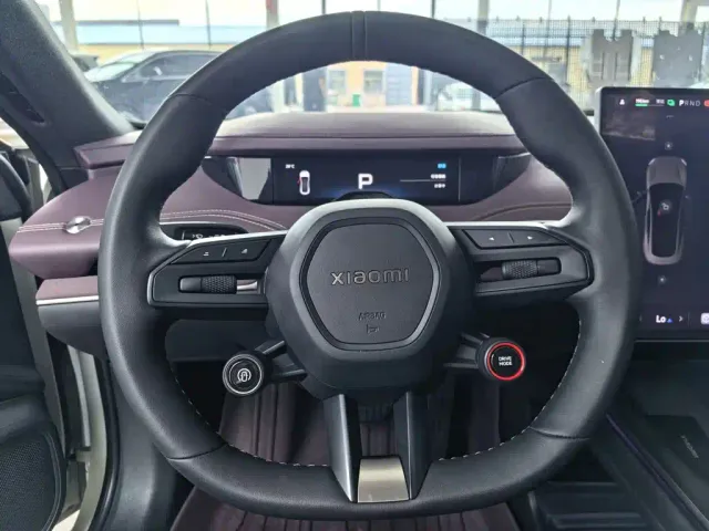 Xiaomi SU7 — Фото автомобиля 12