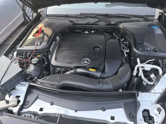 Mercedes-Benz E-Class — Фото автомобиля 10