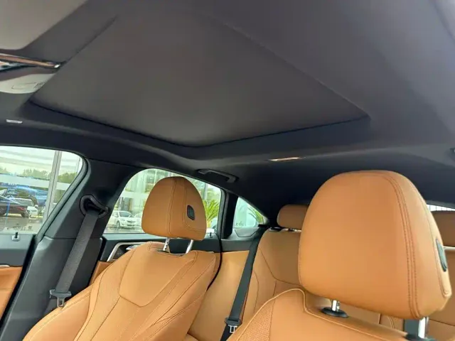 BMW 4 Series — Фото автомобиля 12