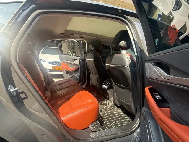 Lincoln Lincoln Z 2022 Model iEnjoy Premium Edition — Фото автомобиля 12