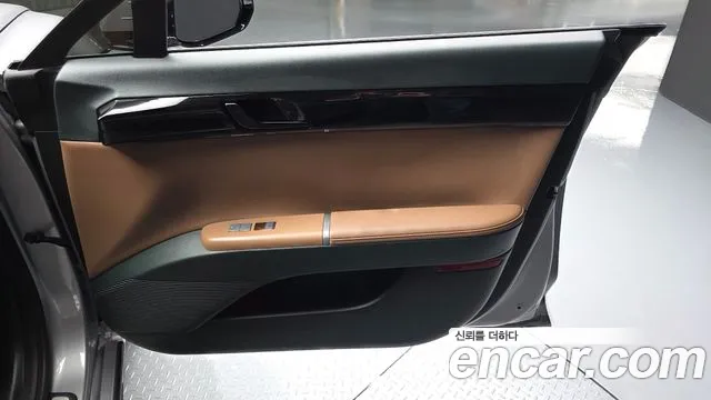 Hyundai Grandeur GN7 — Фото автомобиля 13