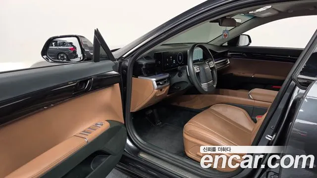 Hyundai Grandeur GN7 — Фото автомобиля 15