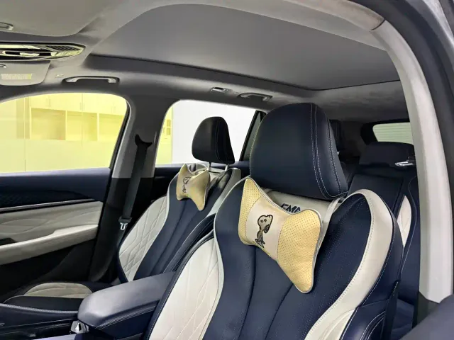 Geely Xingyue L — Фото автомобиля 12