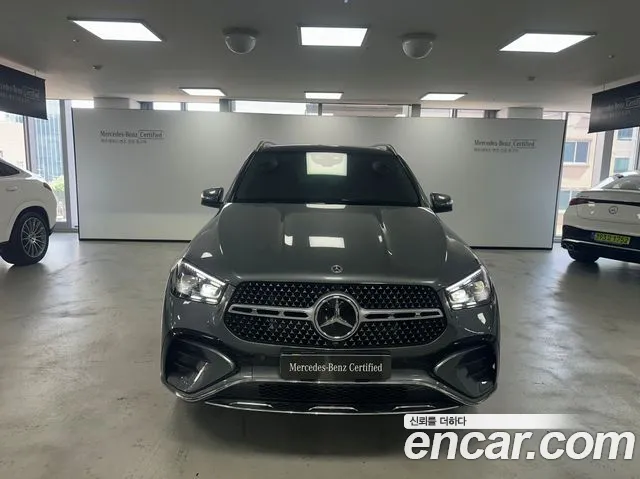 Mercedes-Benz GLE-Class — Фото автомобиля 3