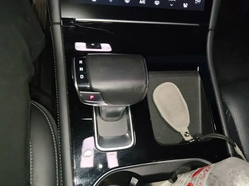 Li Auto Li ONE 2021 Extended Range 6-Seater — Фото автомобиля 10