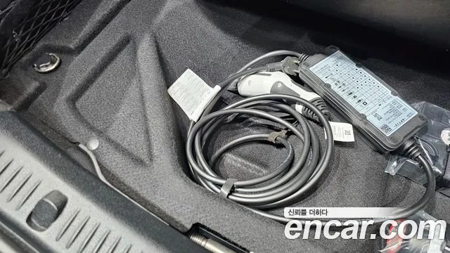 Mercedes-Benz E-Class — Фото автомобиля 28