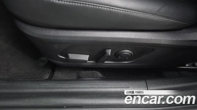 Hyundai Sonata Premium — Фото автомобиля 29