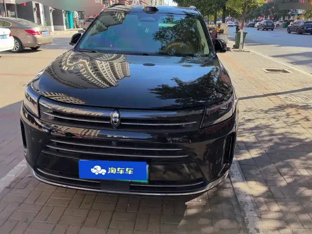 Aito M7 — Фото автомобиля 2