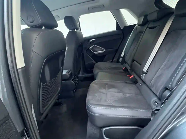 Audi Q3 — Фото автомобиля 10