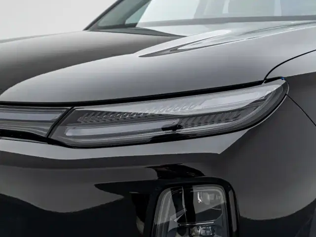 Leapmotor C10 — Фото автомобиля 22