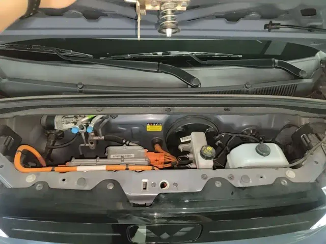 Wuling Hongguang Mini EV — Фото автомобиля 16
