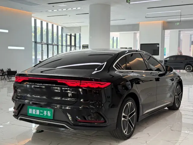BYD Han — Фото автомобиля 7