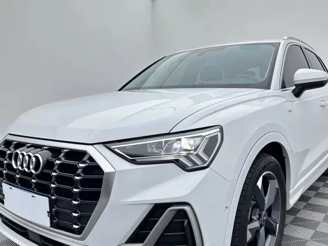 Audi Q3 — Фото автомобиля 7