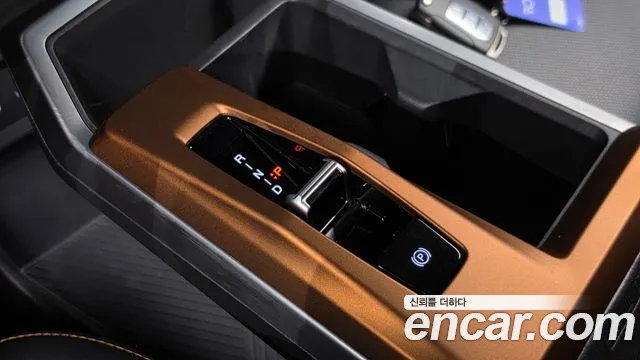 KGM Torres EVX — Фото автомобиля 12